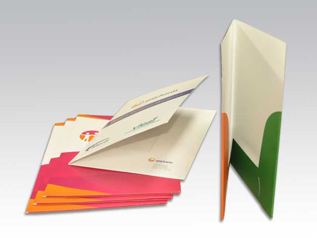https://www.speedprint.com.au/images/products_gallery_images/Presentation-Folders.jpg